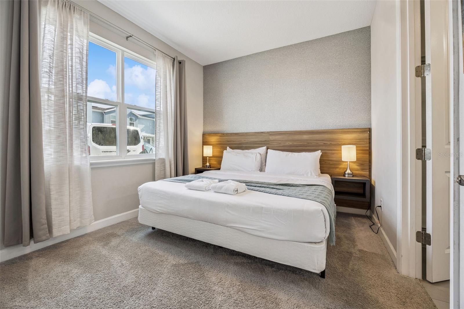 Image 15 of 55 For 8008 Formosa Valley Place