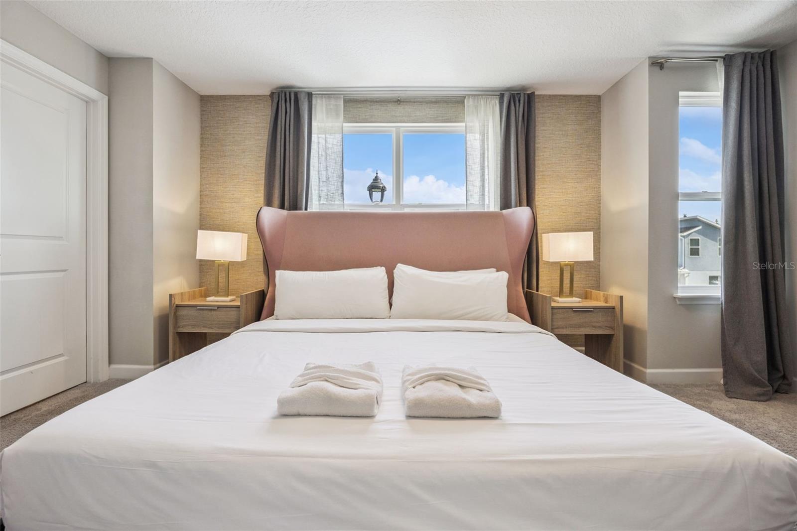 Image 17 of 55 For 8008 Formosa Valley Place