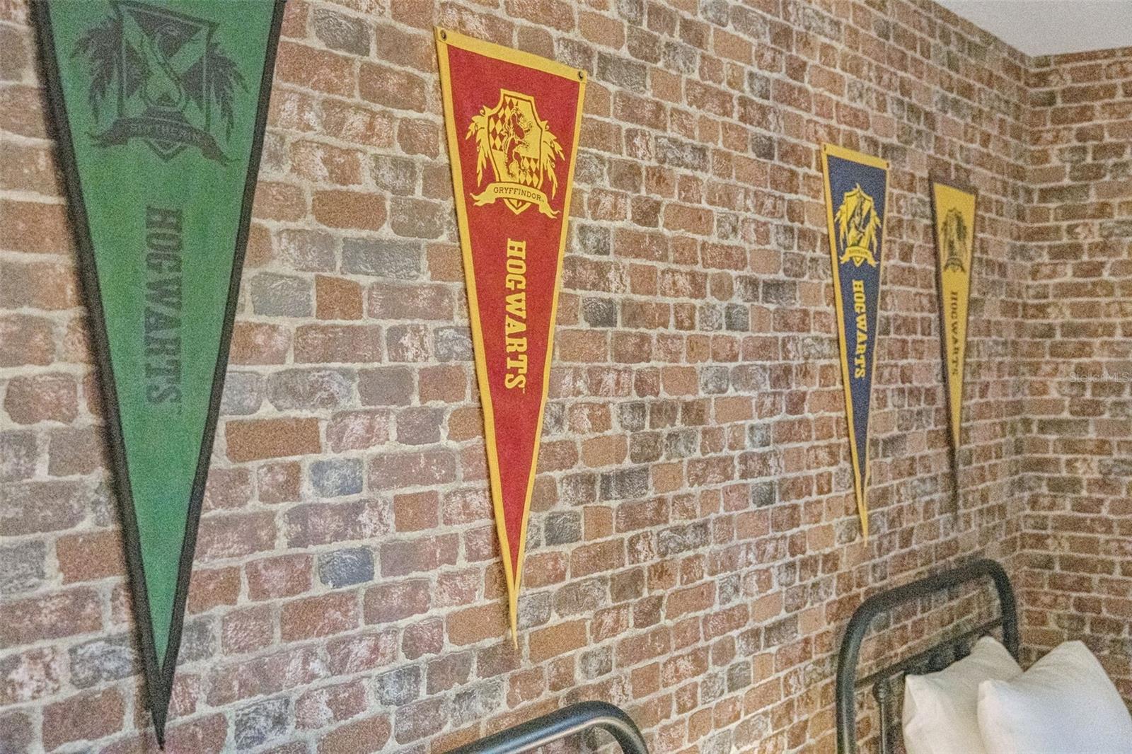 Image 32 of 55 For 8008 Formosa Valley Place