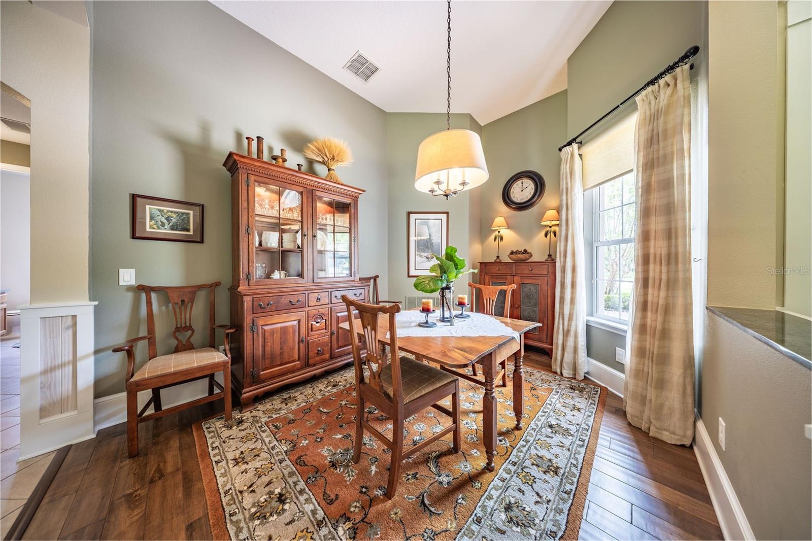 Image 7 of 44 For 1619 Stargazer Terrace