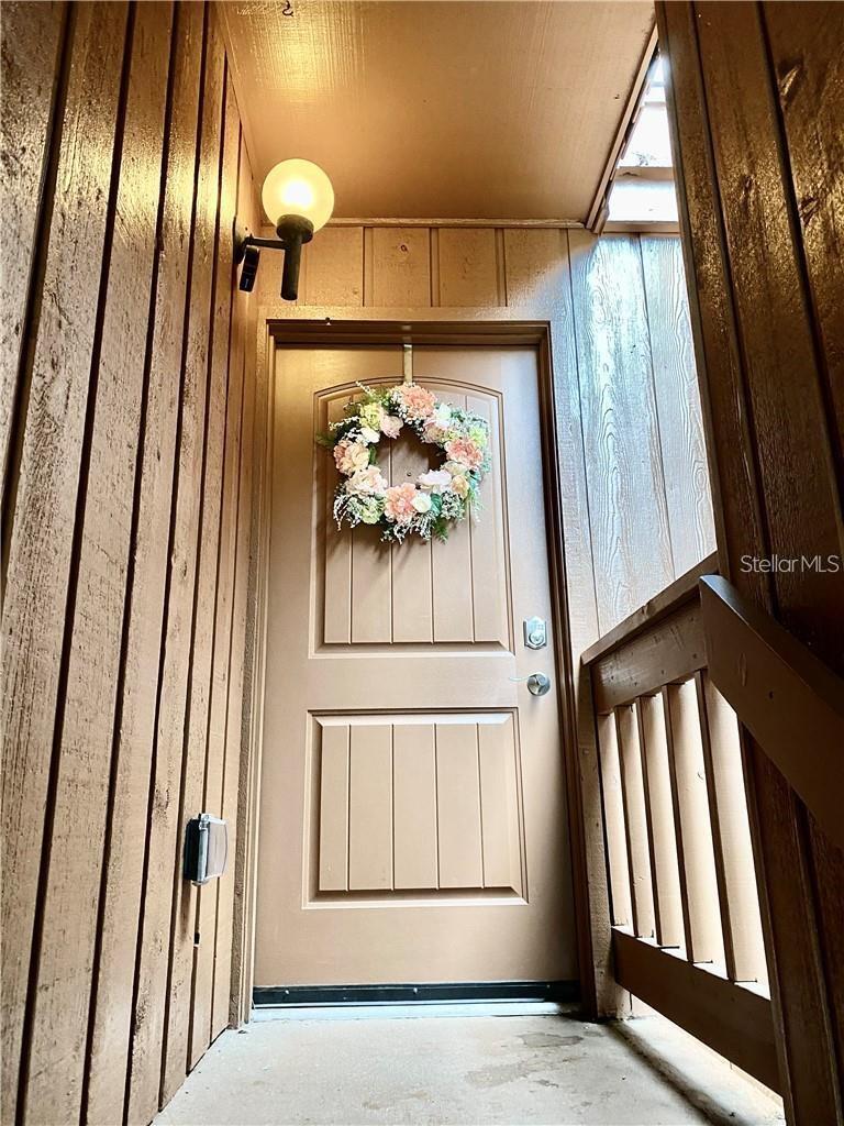 Image 4 of 30 For 958 Michigan Street B