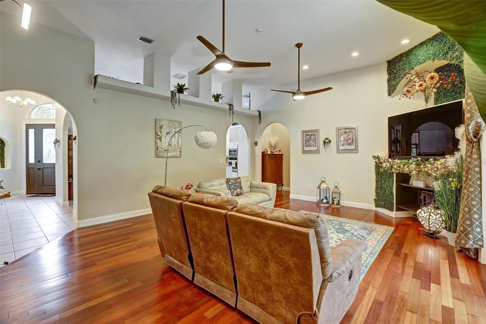 Image 12 of 38 For 2460 Lielasus Drive