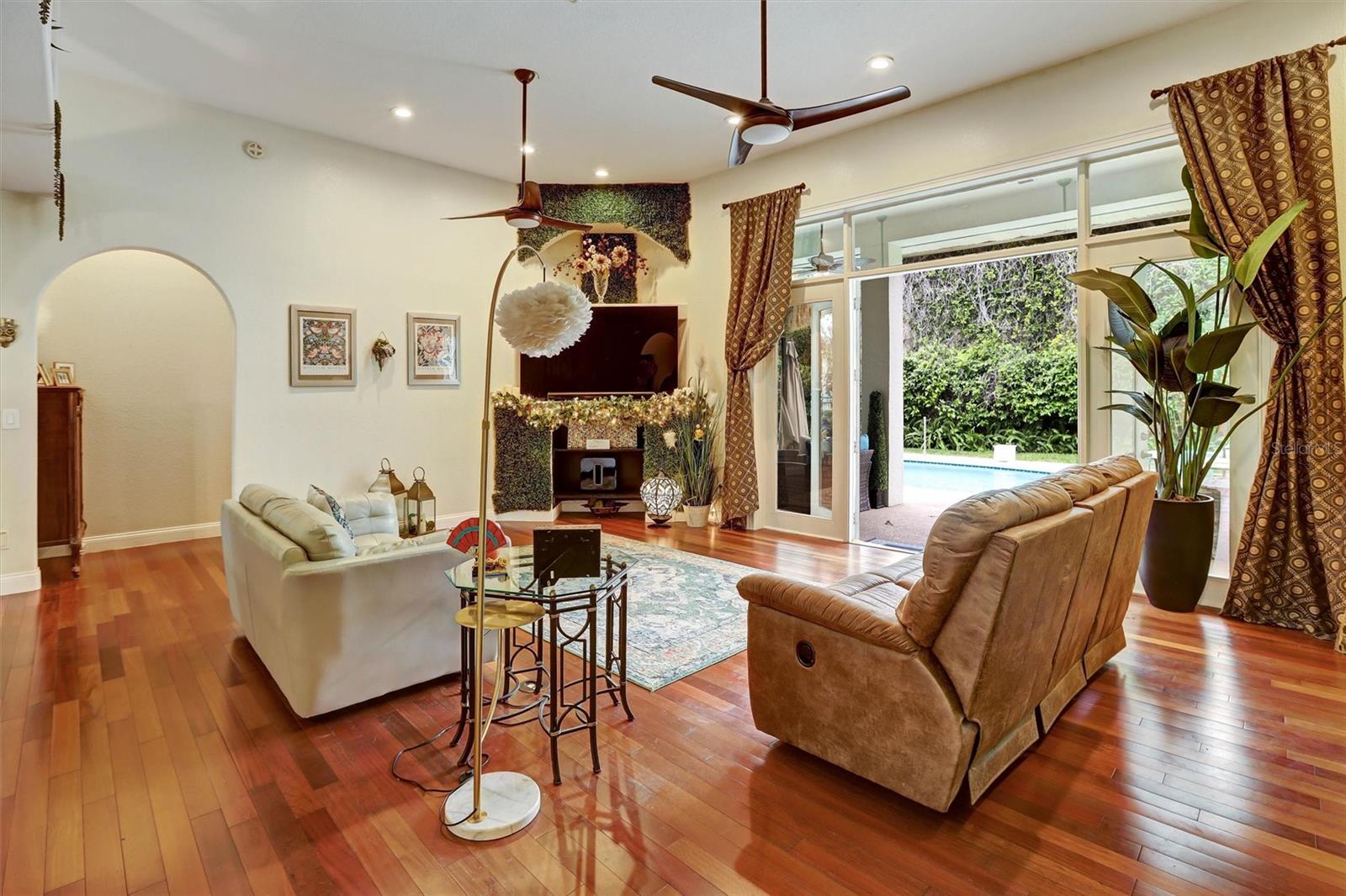 Image 13 of 38 For 2460 Lielasus Drive