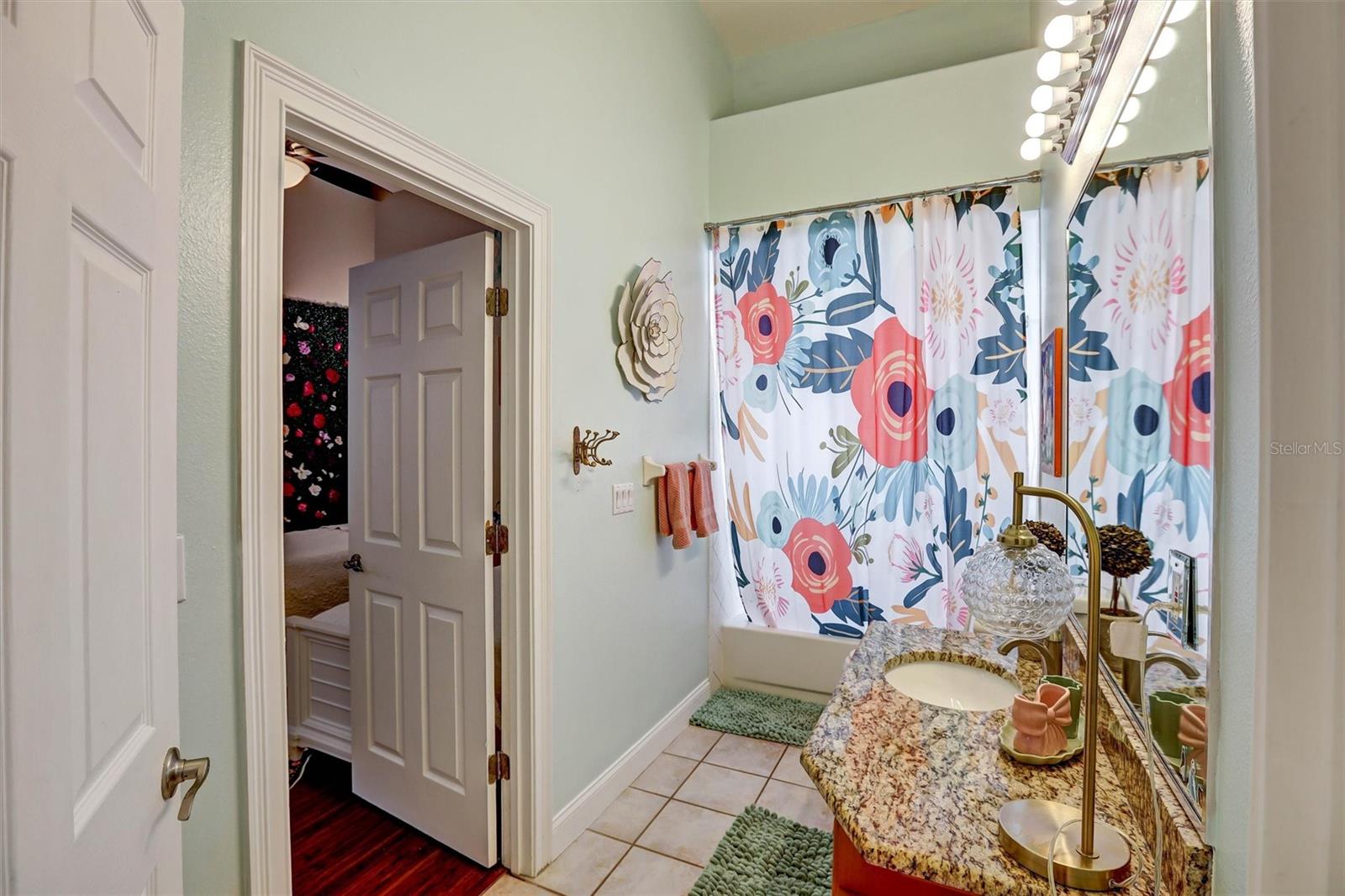 Image 20 of 38 For 2460 Lielasus Drive