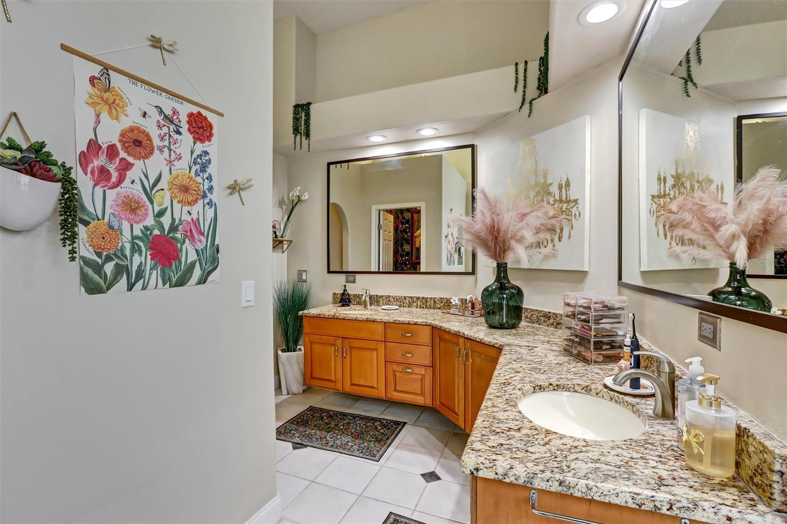 Image 29 of 38 For 2460 Lielasus Drive