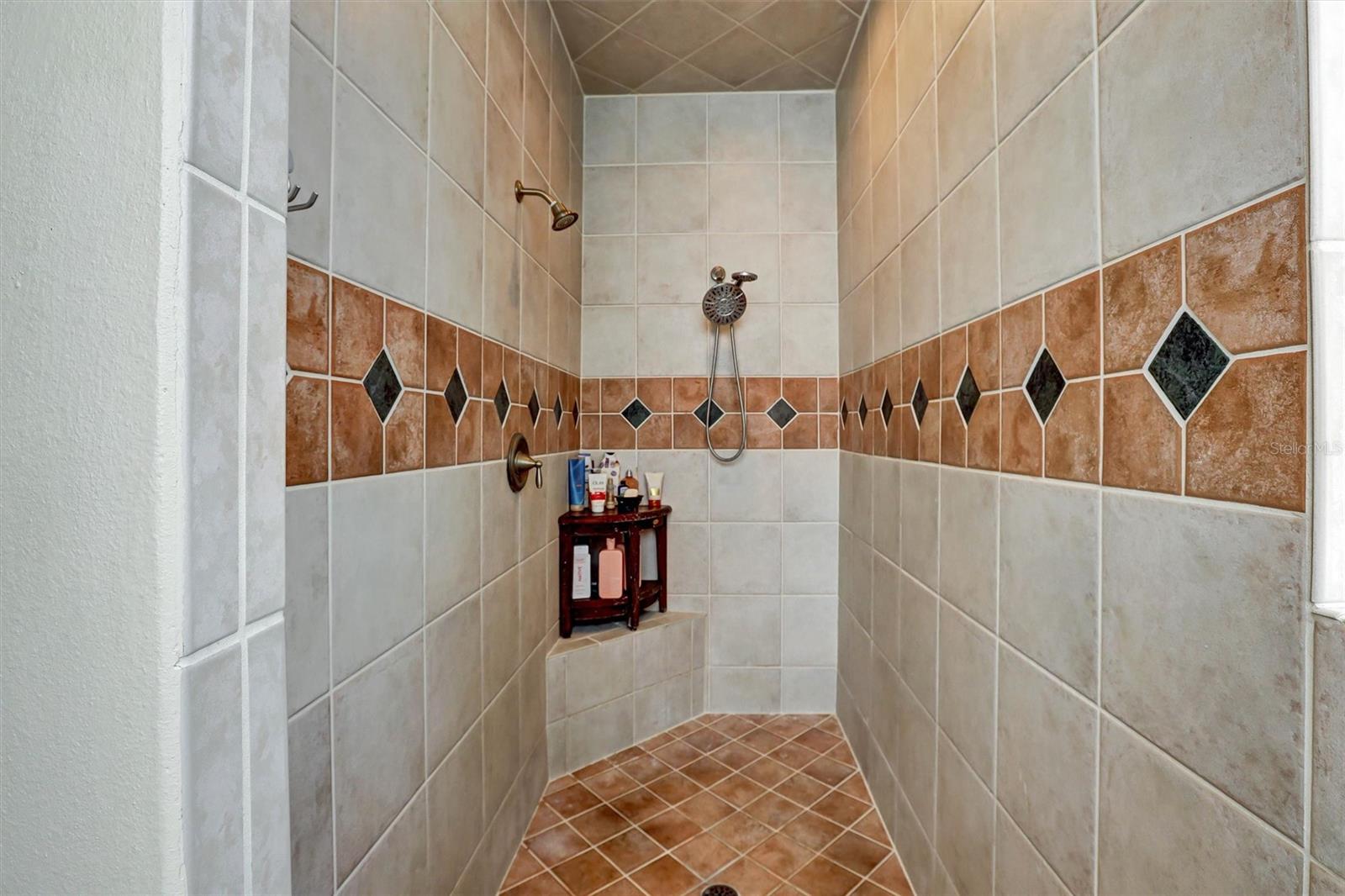 Image 30 of 38 For 2460 Lielasus Drive