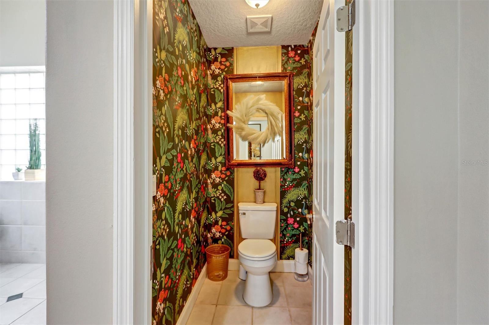 Image 32 of 38 For 2460 Lielasus Drive