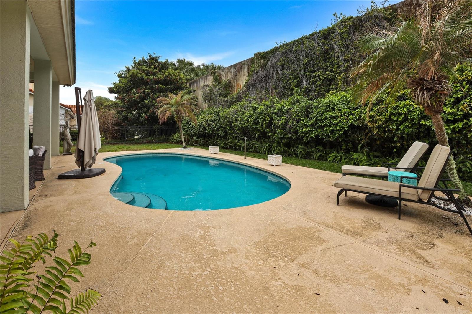 Image 35 of 38 For 2460 Lielasus Drive