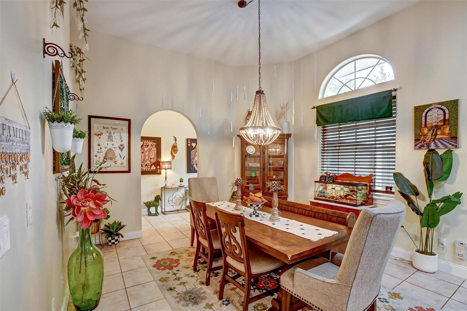 Image 6 of 38 For 2460 Lielasus Drive