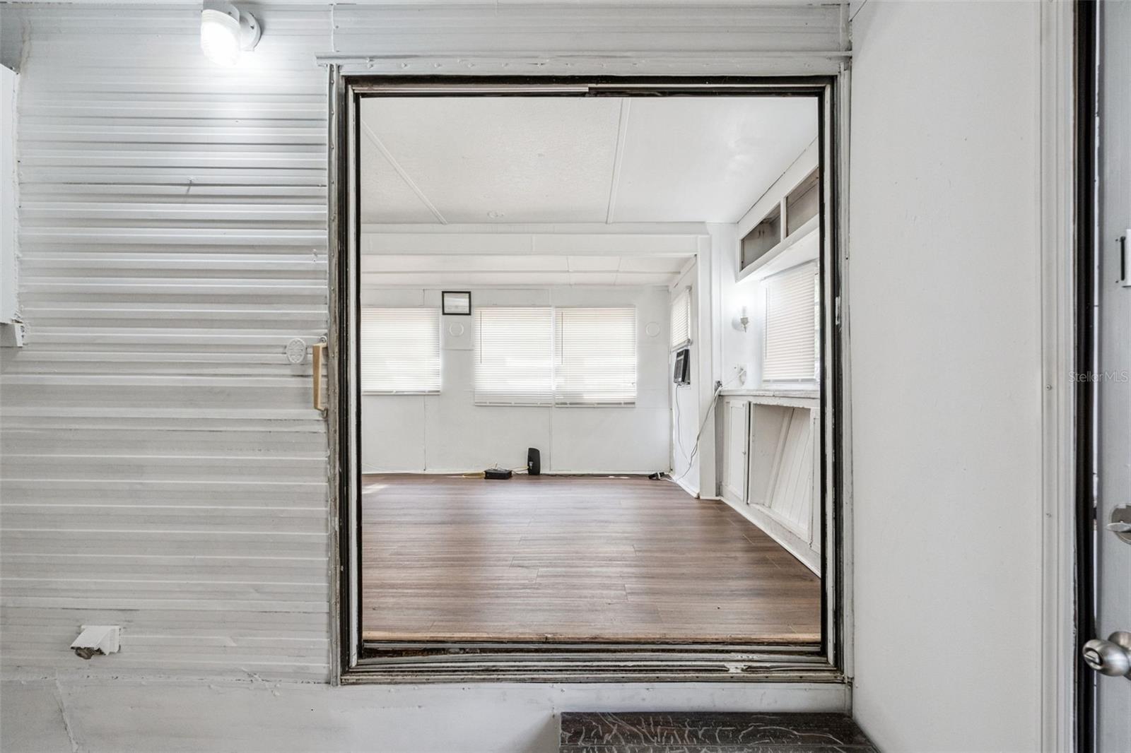 Image 7 of 18 For 3000 Clarcona Road 623