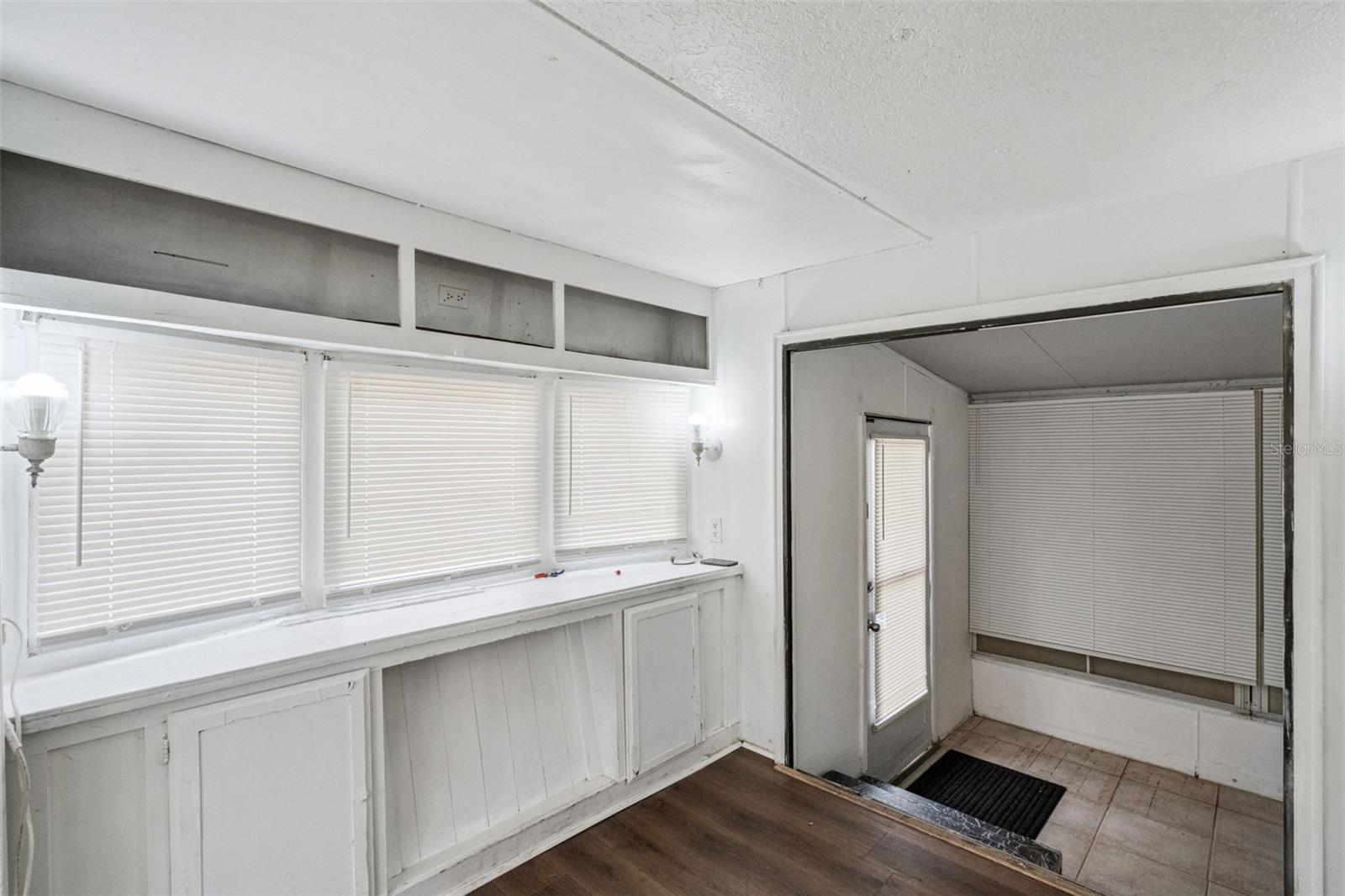 Image 8 of 18 For 3000 Clarcona Road 623