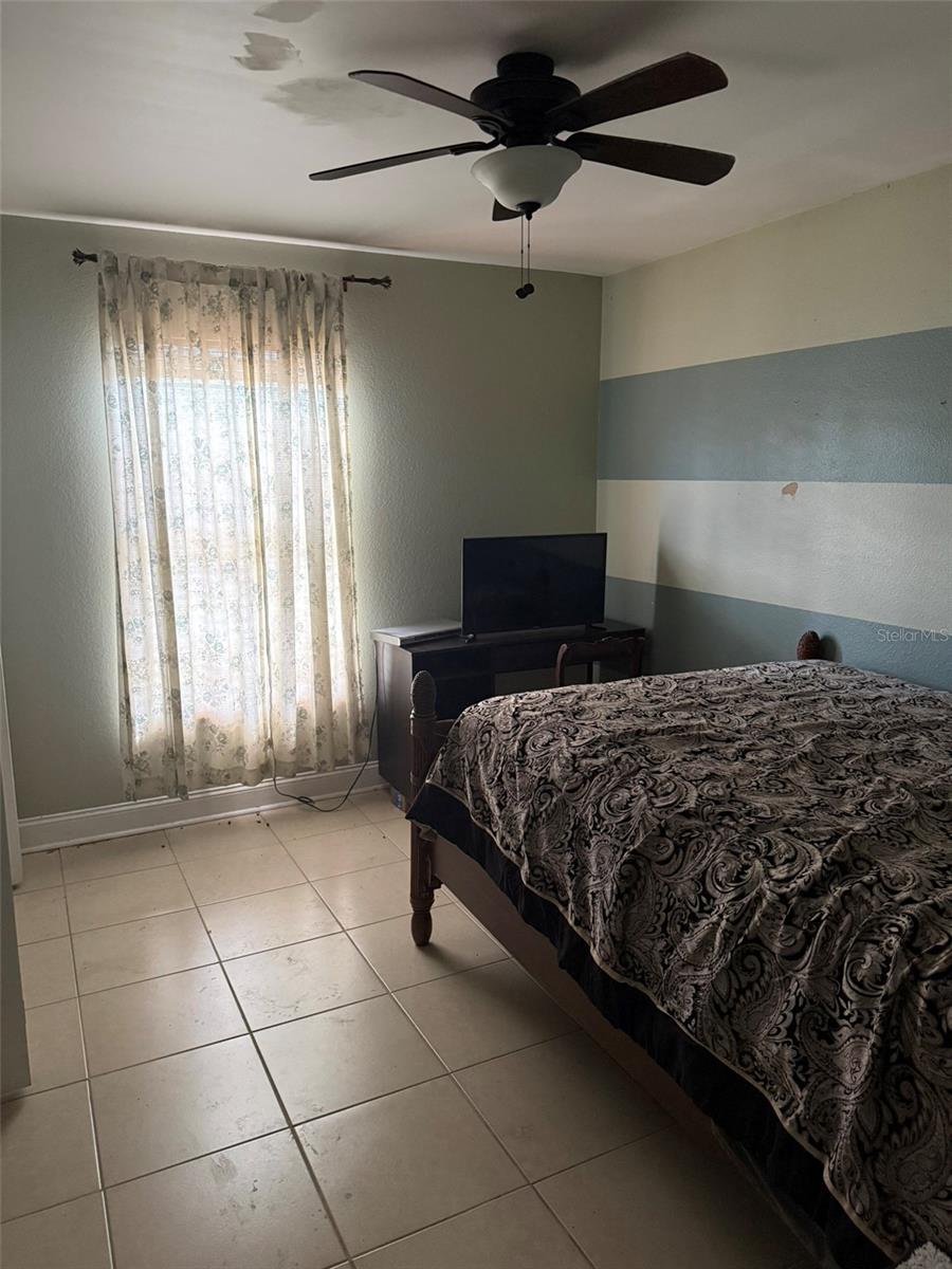 Image 20 of 28 For 7606 37th Street Circle E