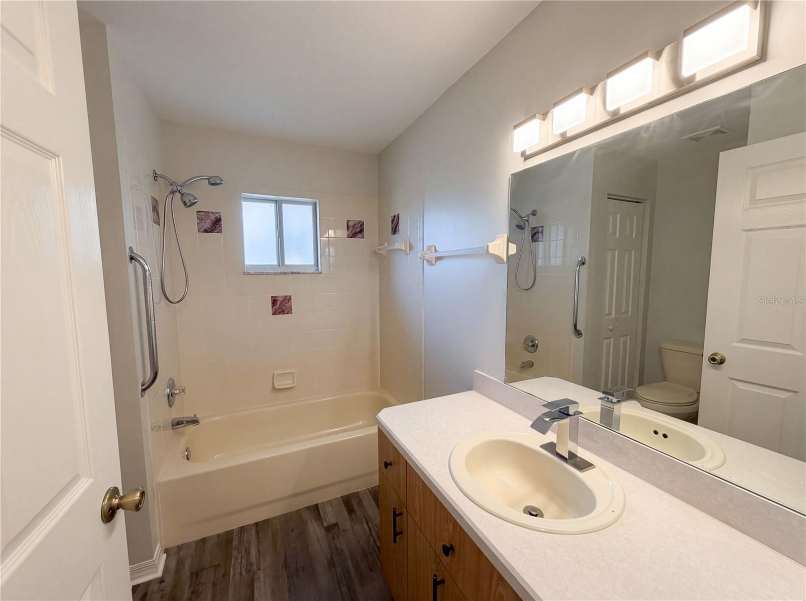 Image 17 of 19 For 5947 98th Street Road