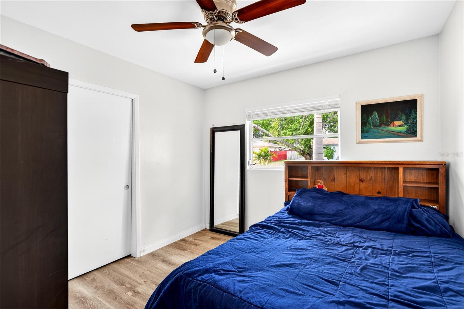 Image 14 of 18 For 1565 Evergreen Avenue