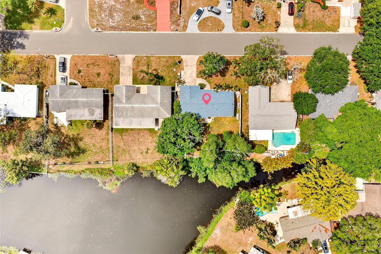 Image 2 of 18 For 1565 Evergreen Avenue