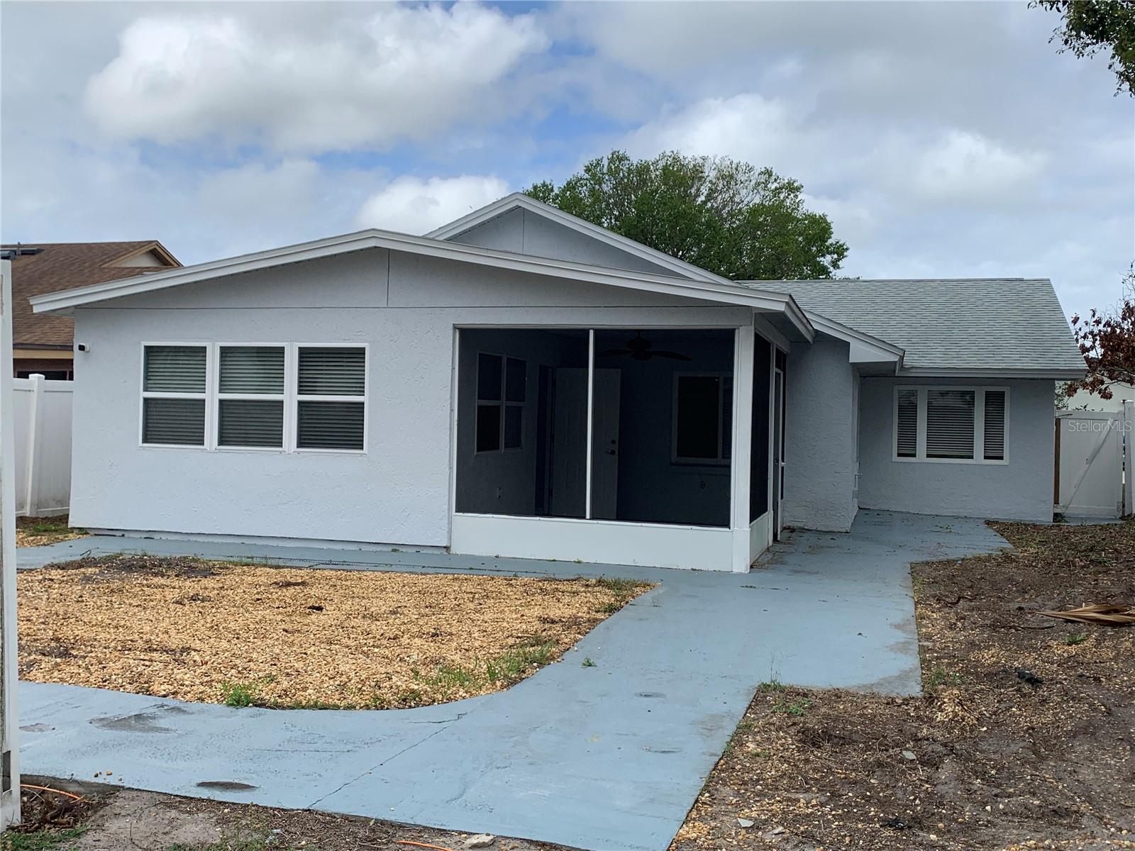 Image 18 of 28 For 1385 San Diego Court