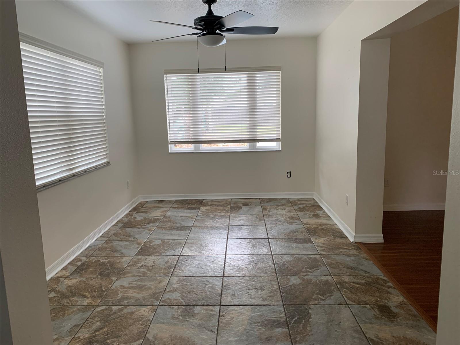 Image 4 of 28 For 1385 San Diego Court