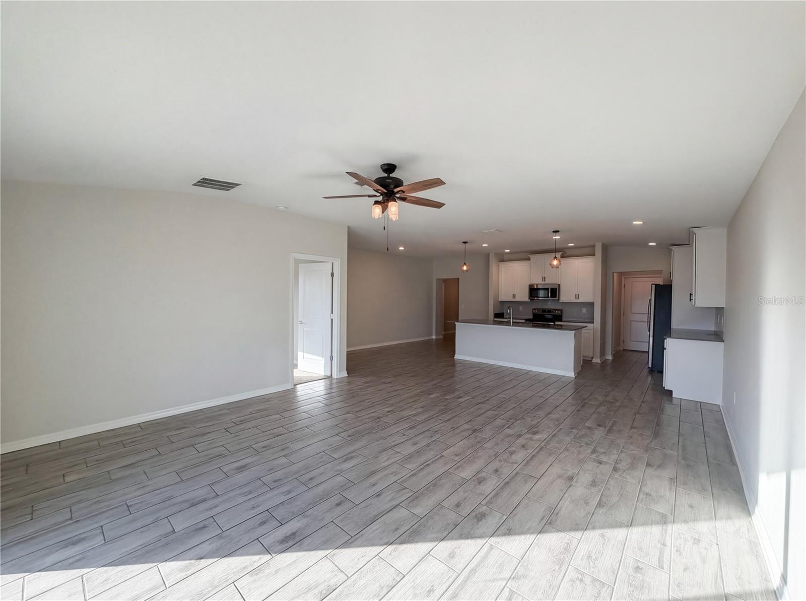 Image 7 of 23 For 5108 Tanzanite Drive