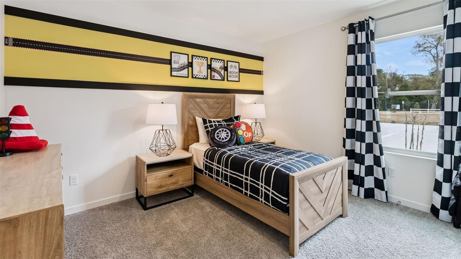 Listing photo id 18 for 1084 Gull Drive