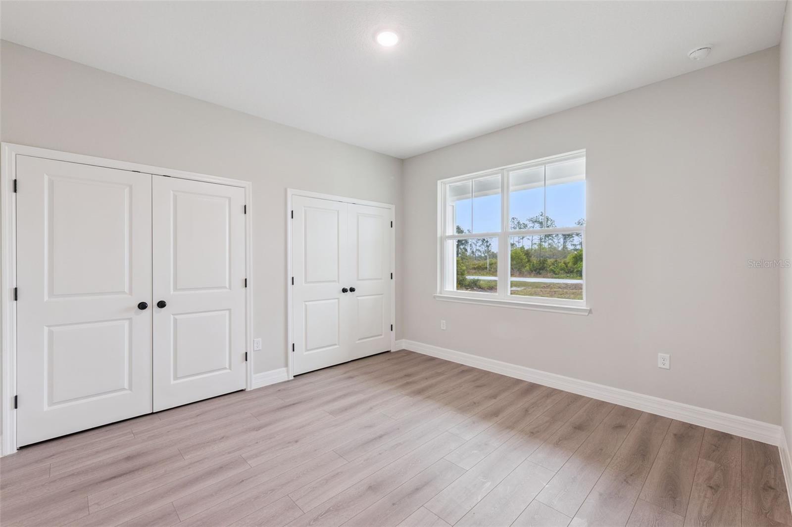 Image 11 of 52 For 42875 Honeysuckle Street