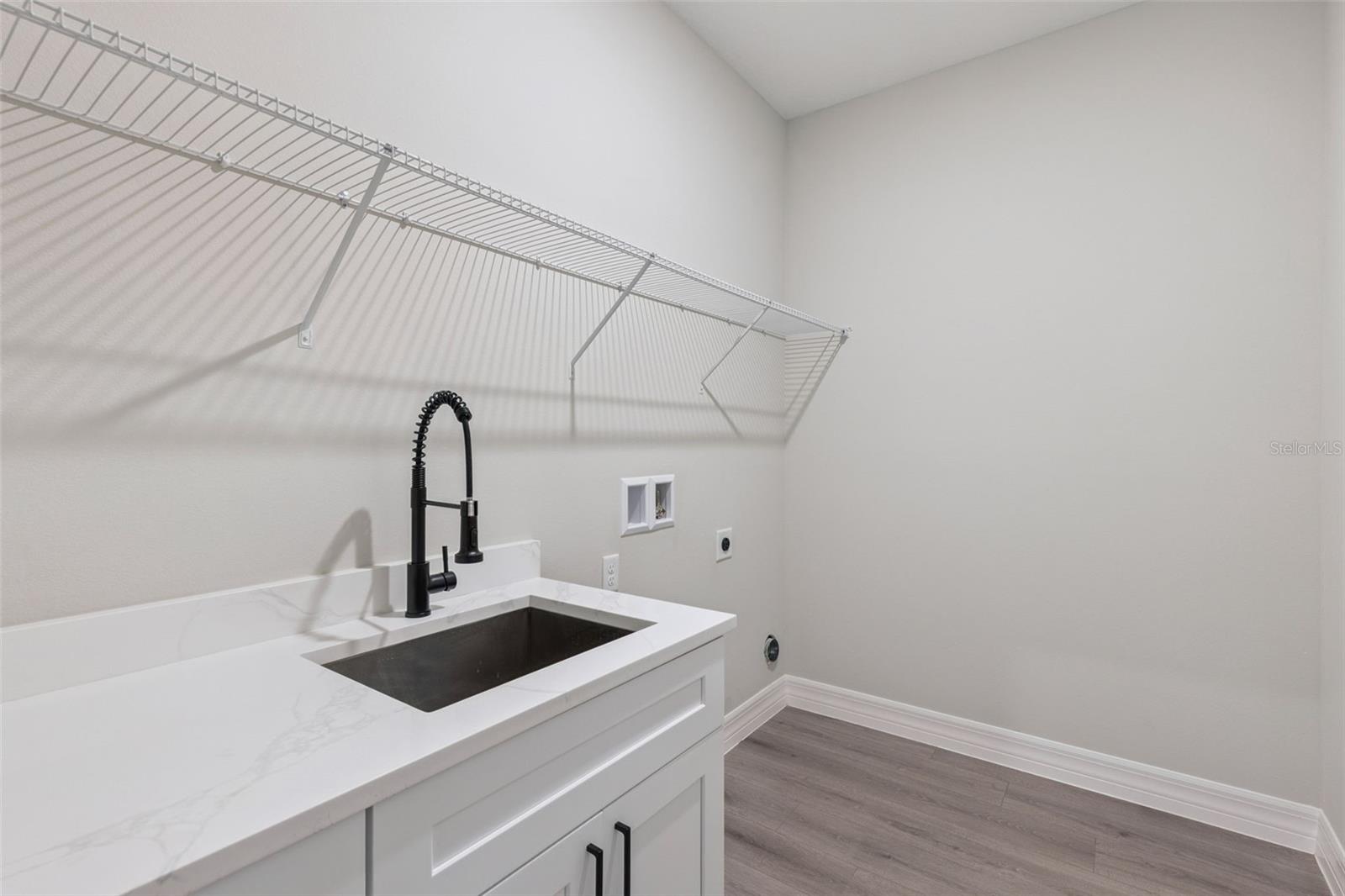 Image 22 of 52 For 42875 Honeysuckle Street