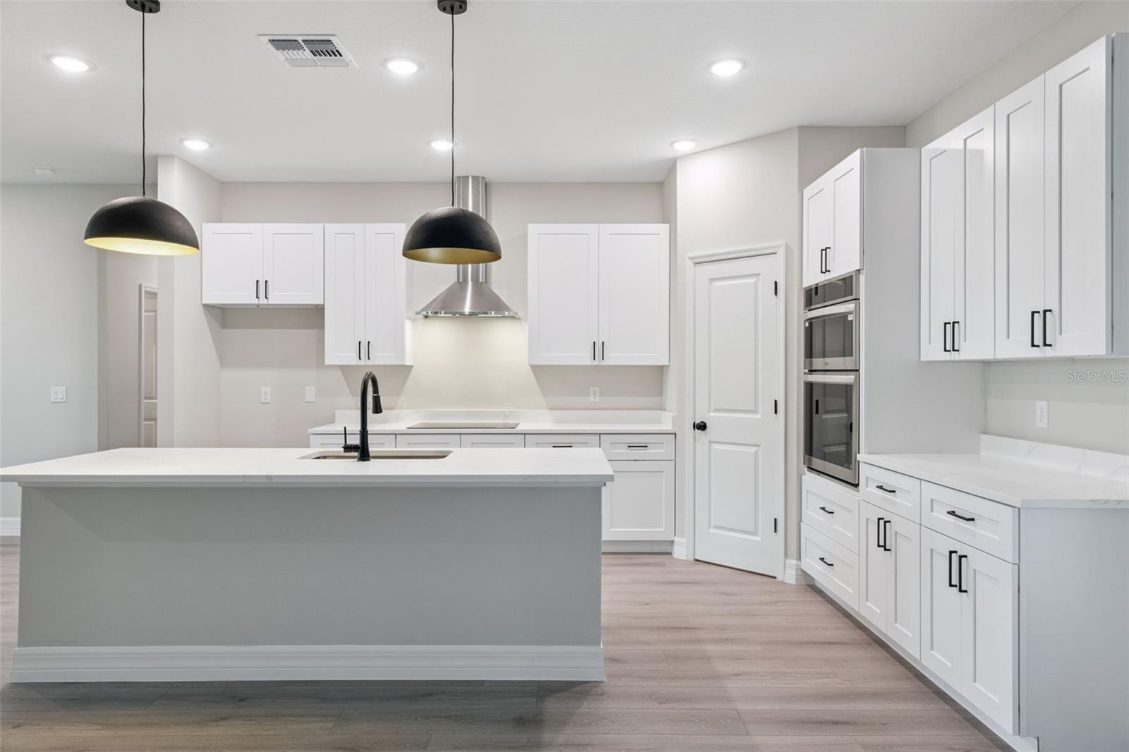 Image 5 of 52 For 42875 Honeysuckle Street