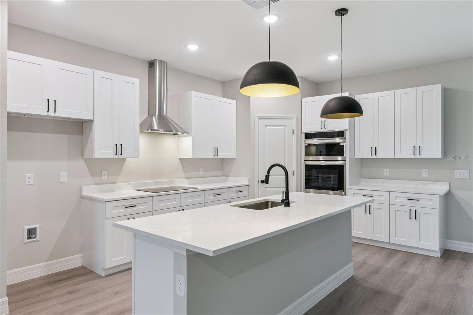 Image 8 of 52 For 42875 Honeysuckle Street