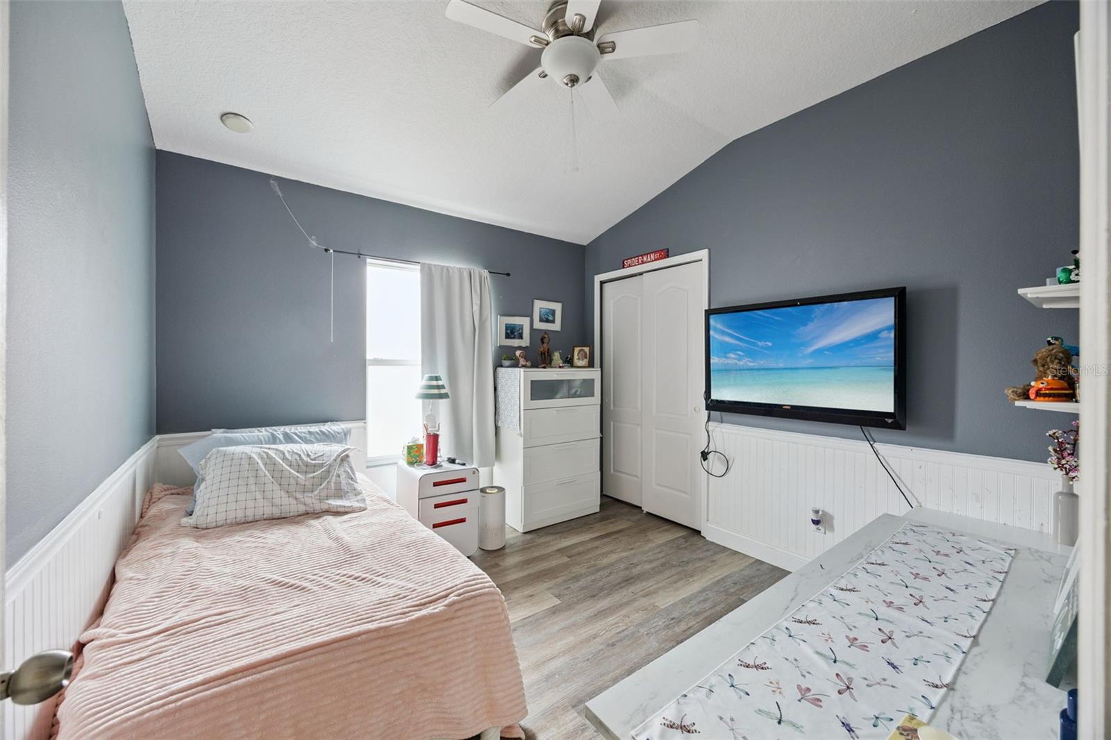 Image 25 of 28 For 15316 Oak Apple Court B