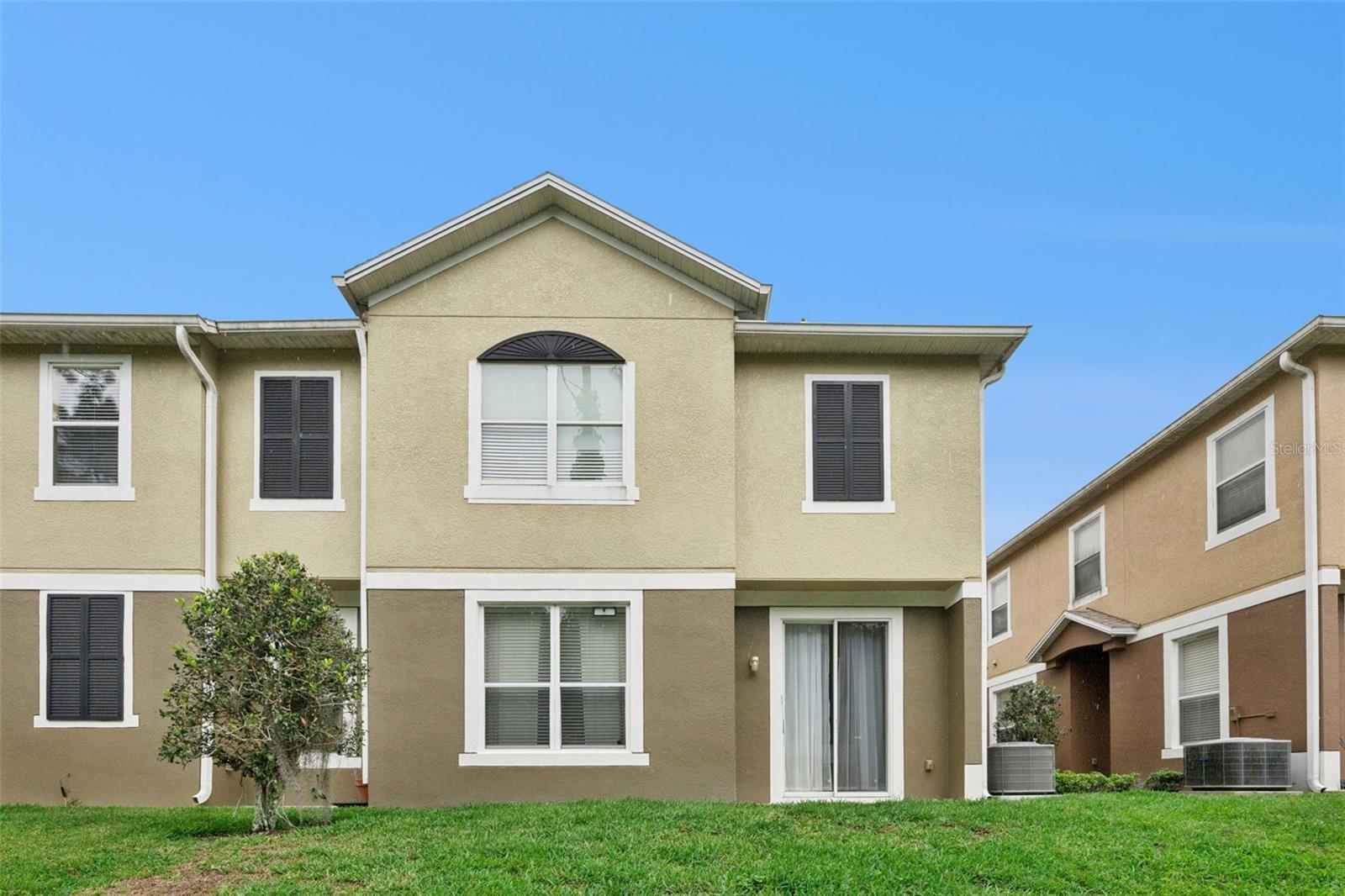 Image 26 of 28 For 15316 Oak Apple Court B