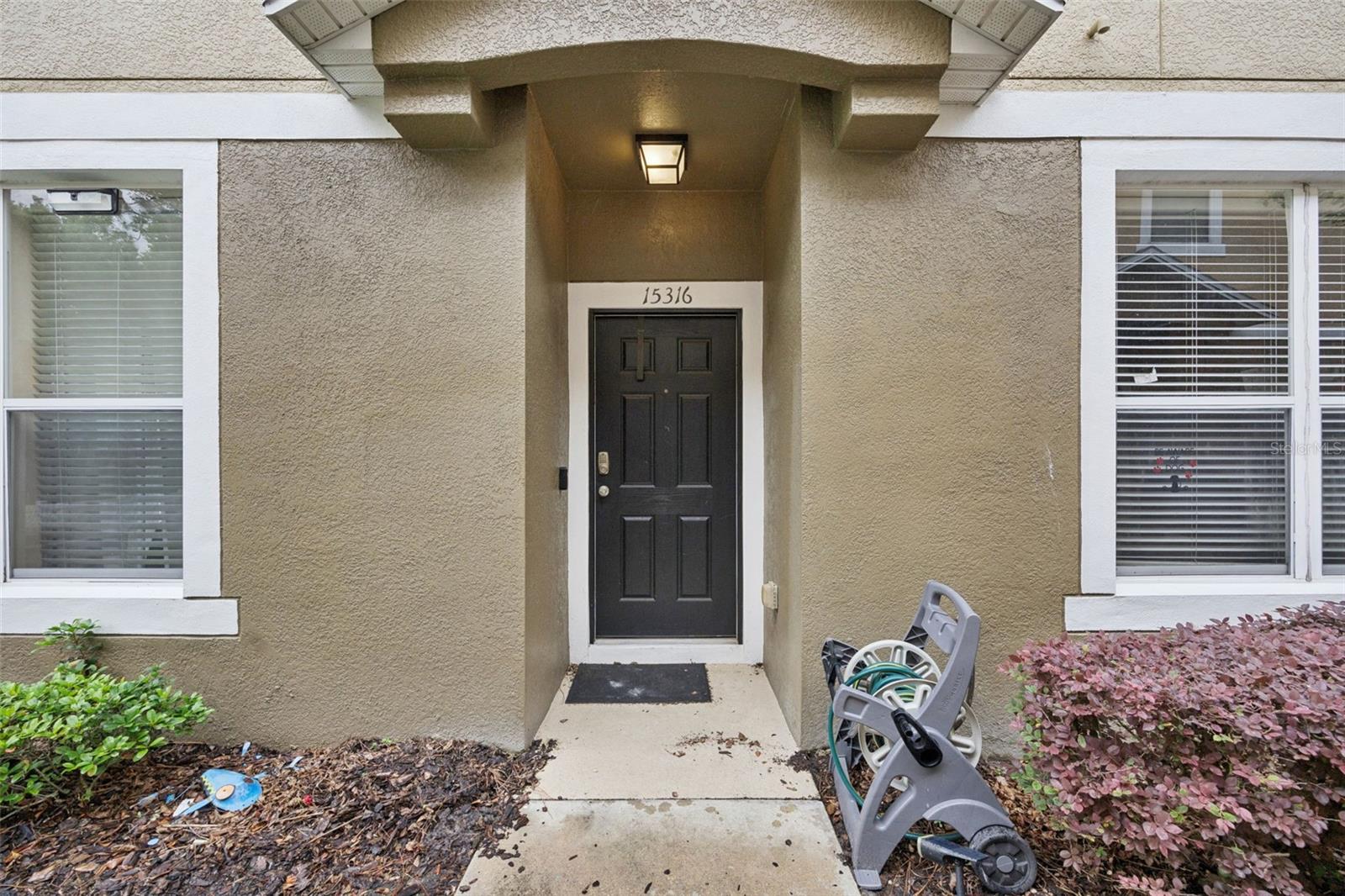 Image 5 of 28 For 15316 Oak Apple Court B