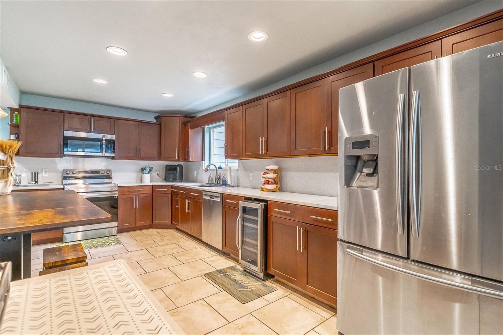 Image 29 of 39 For 1319 Summertree Court