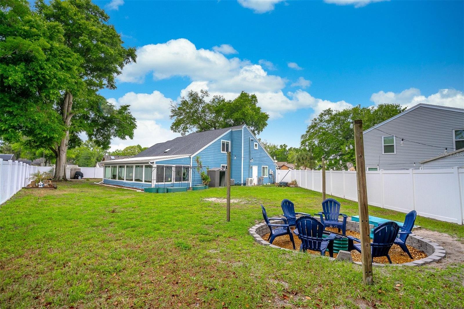 Image 35 of 39 For 1319 Summertree Court