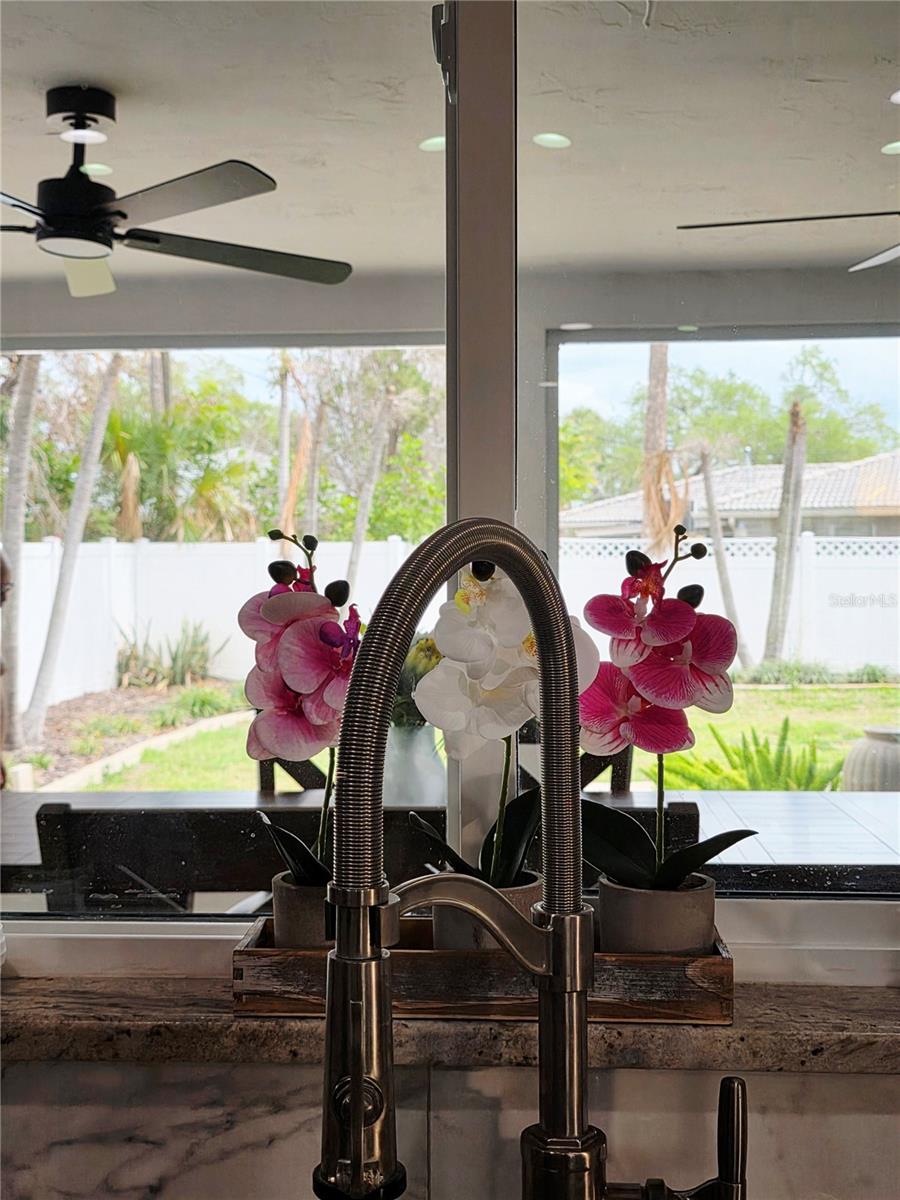 Image 23 of 48 For 3435 Overlook Drive Ne