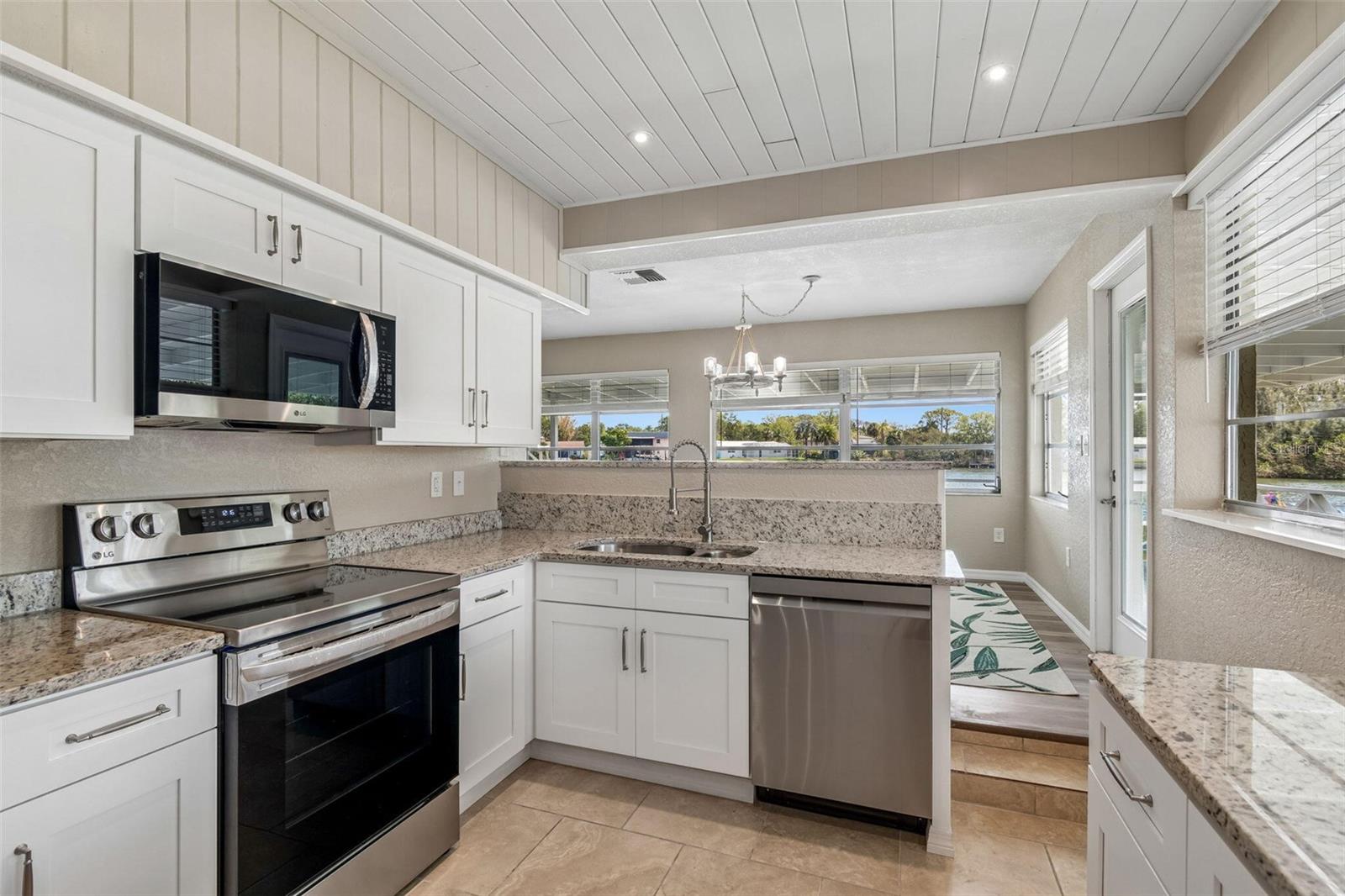 Image 21 of 98 For 14539 Coffey Lane