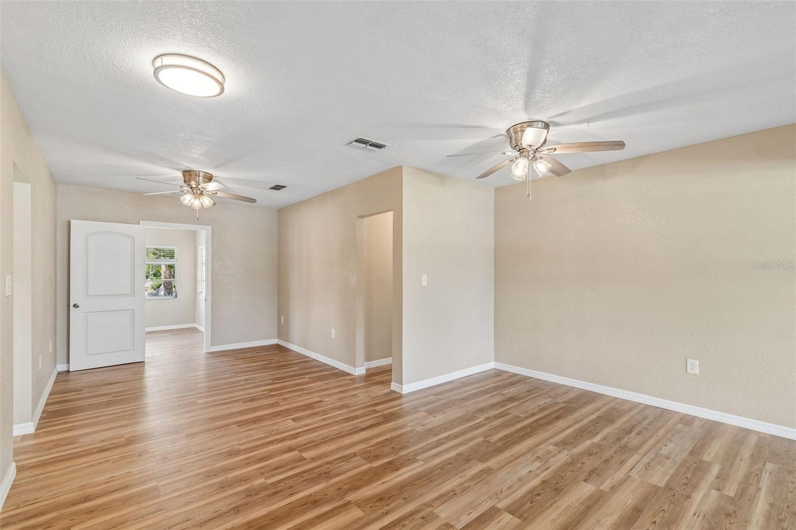 Image 25 of 98 For 14539 Coffey Lane