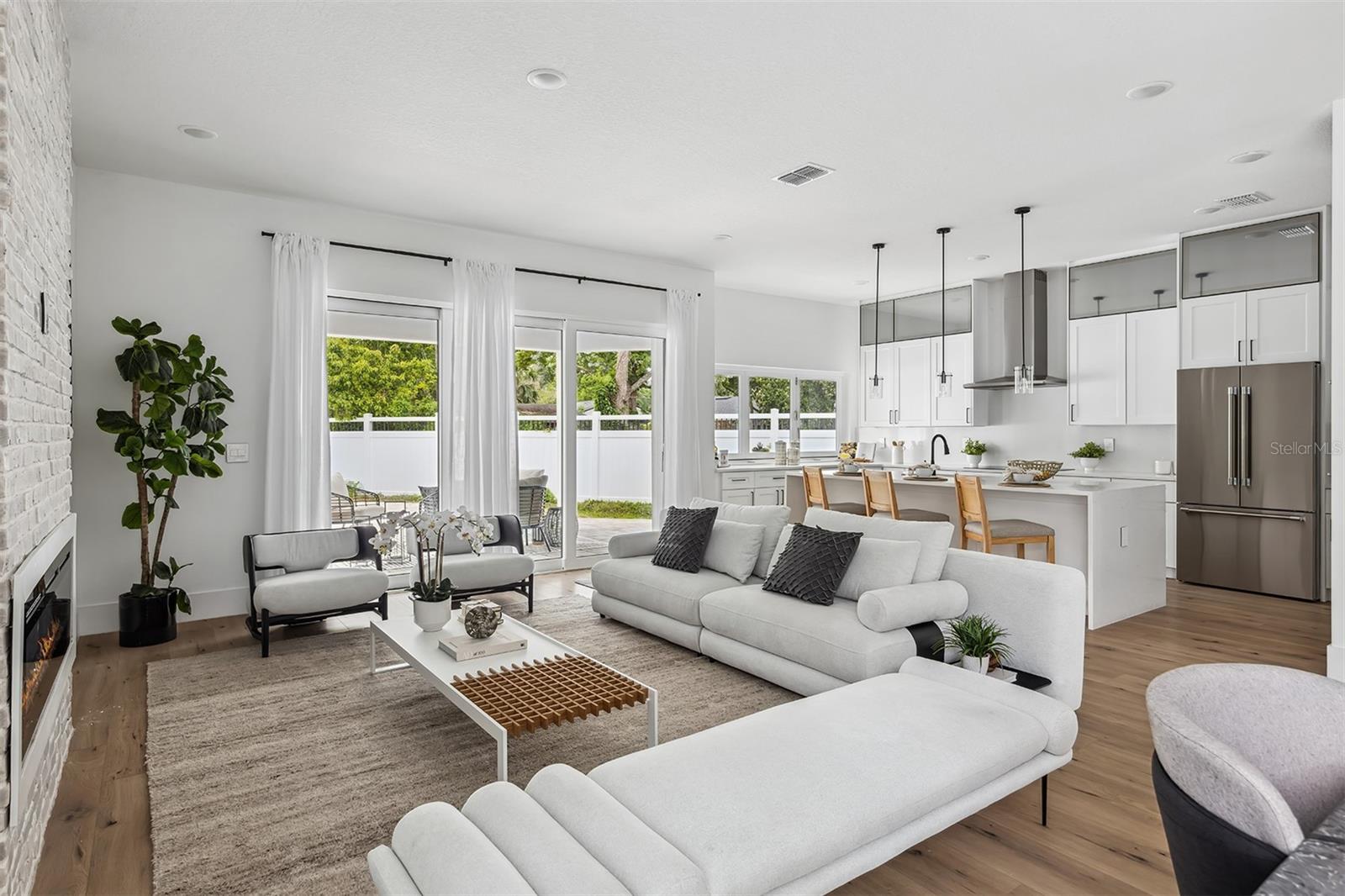 Image 13 of 31 For 2408 Lafayette Avenue