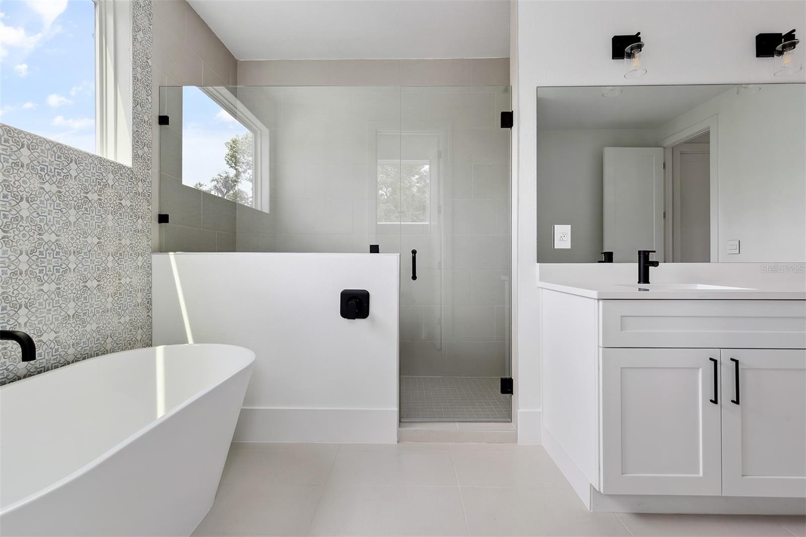 Image 25 of 31 For 2408 Lafayette Avenue