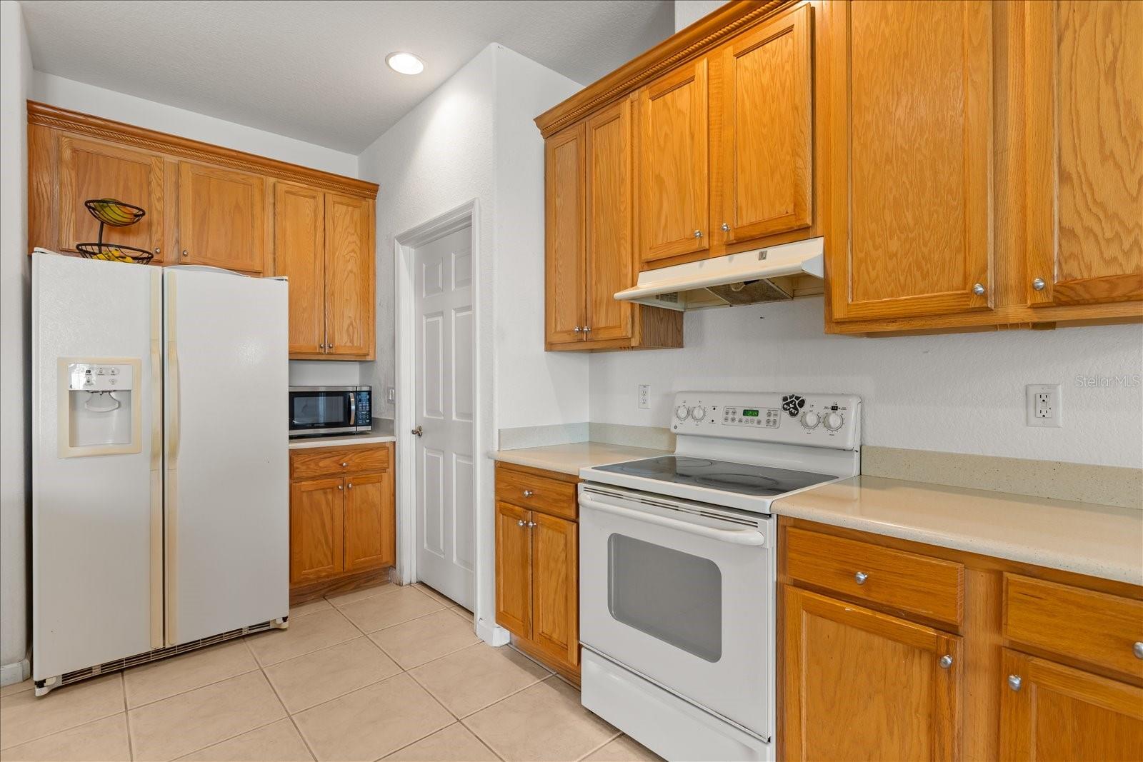 Image 13 of 38 For 2979 White Cedar Circle