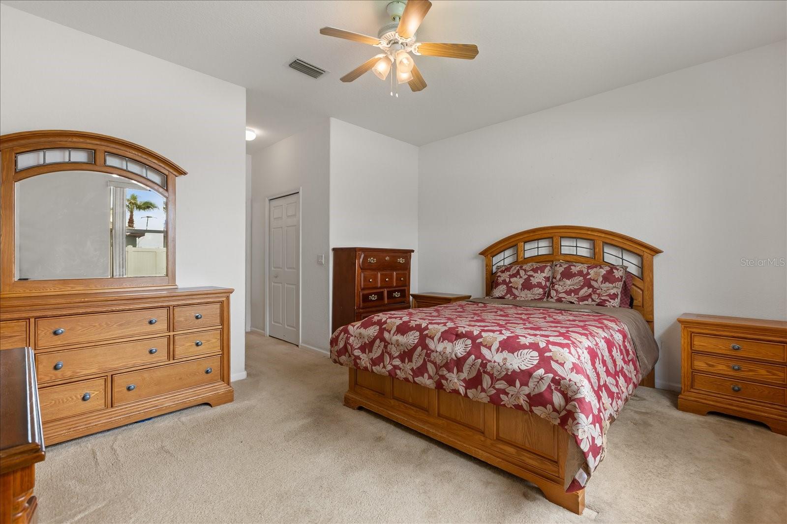 Image 17 of 38 For 2979 White Cedar Circle