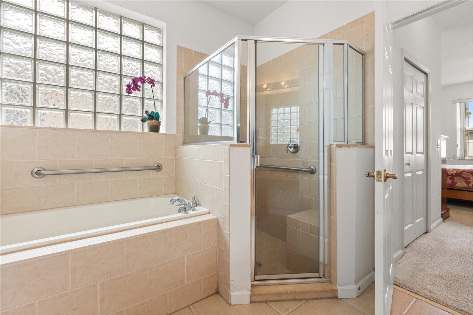 Image 21 of 38 For 2979 White Cedar Circle