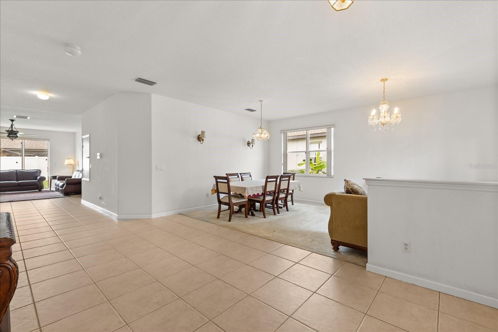 Image 5 of 38 For 2979 White Cedar Circle