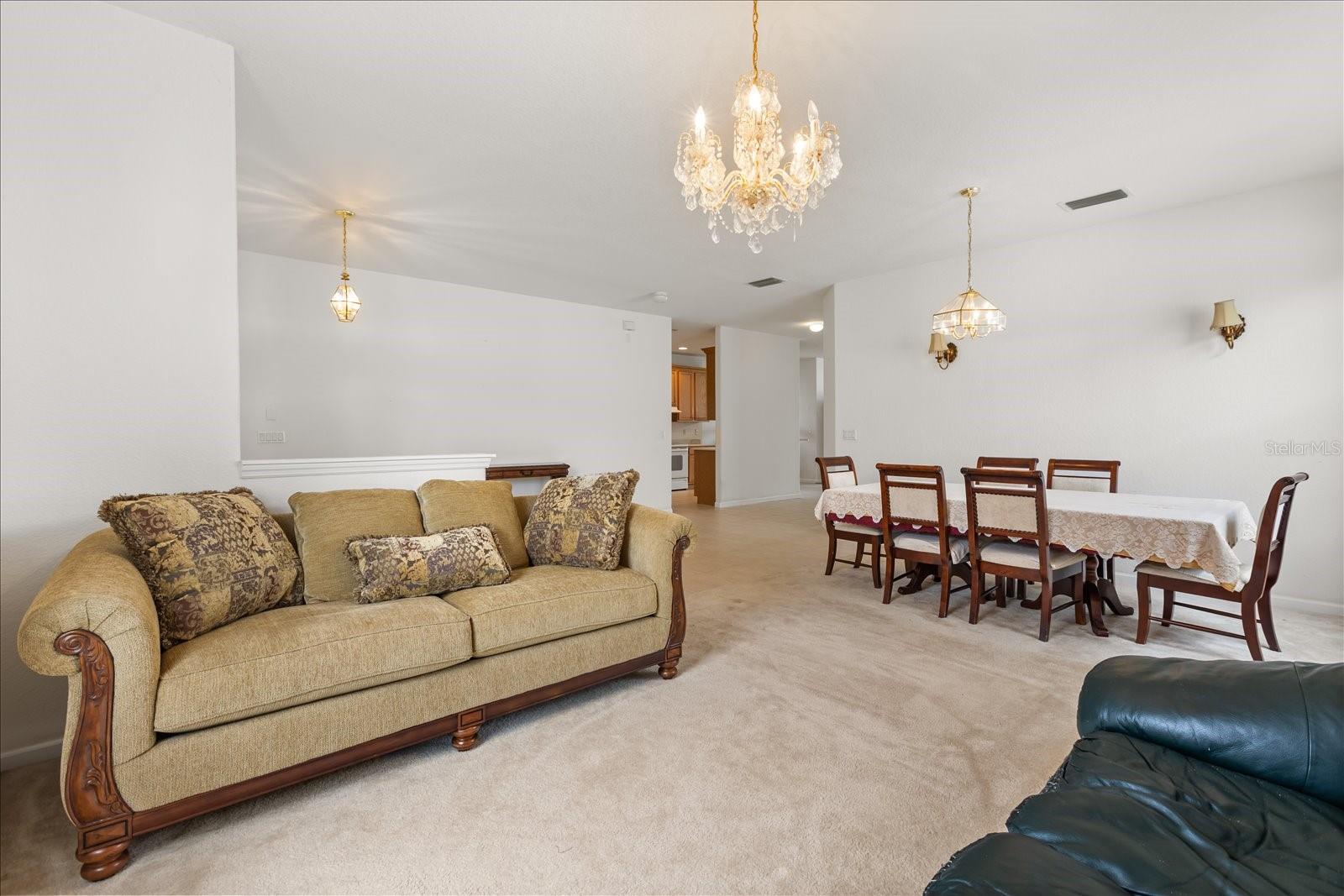 Image 8 of 38 For 2979 White Cedar Circle