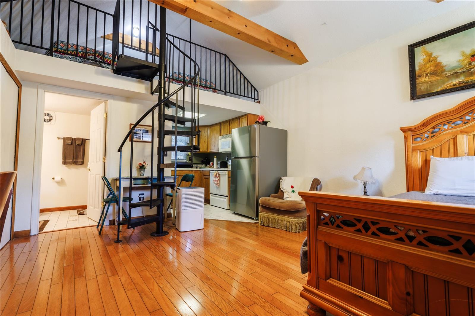 Image 10 of 100 For 215 French Avenue