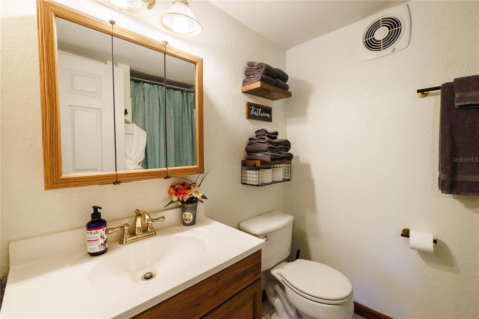 Image 15 of 100 For 215 French Avenue