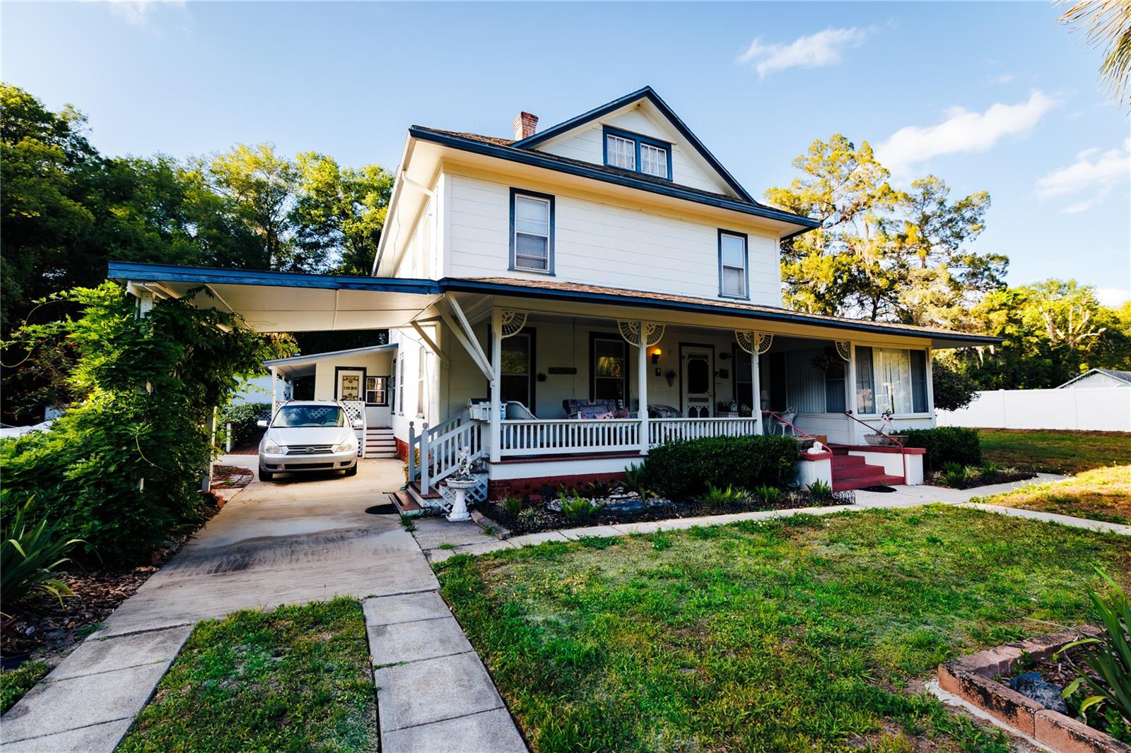 Image 2 of 100 For 215 French Avenue