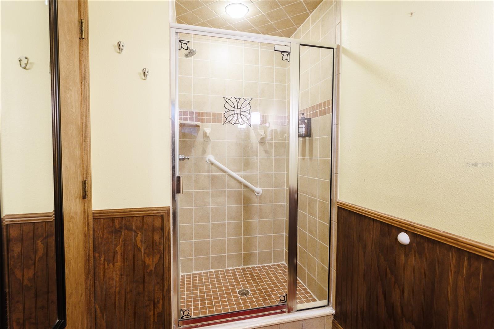 Image 28 of 100 For 215 French Avenue