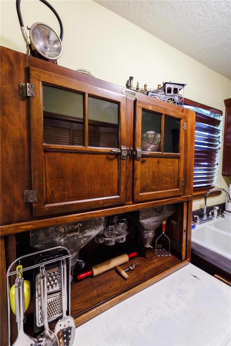 Image 32 of 100 For 215 French Avenue