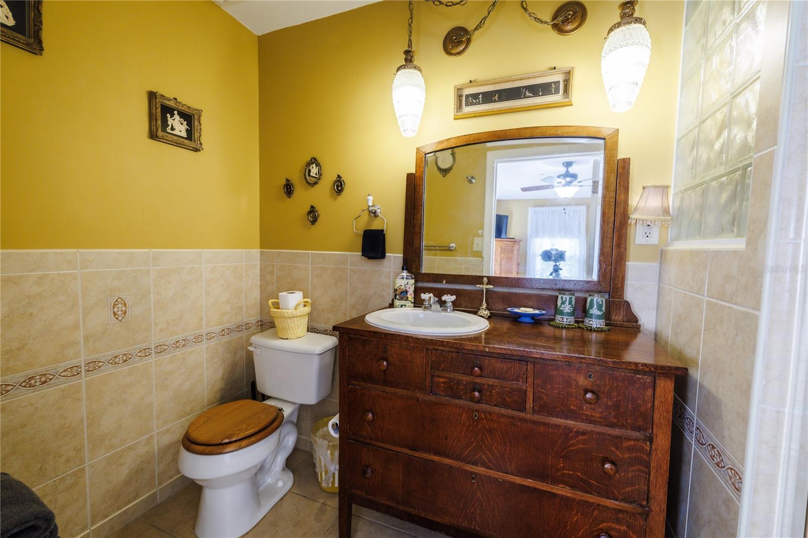 Image 47 of 100 For 215 French Avenue