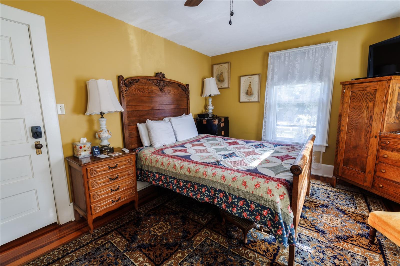 Image 50 of 100 For 215 French Avenue