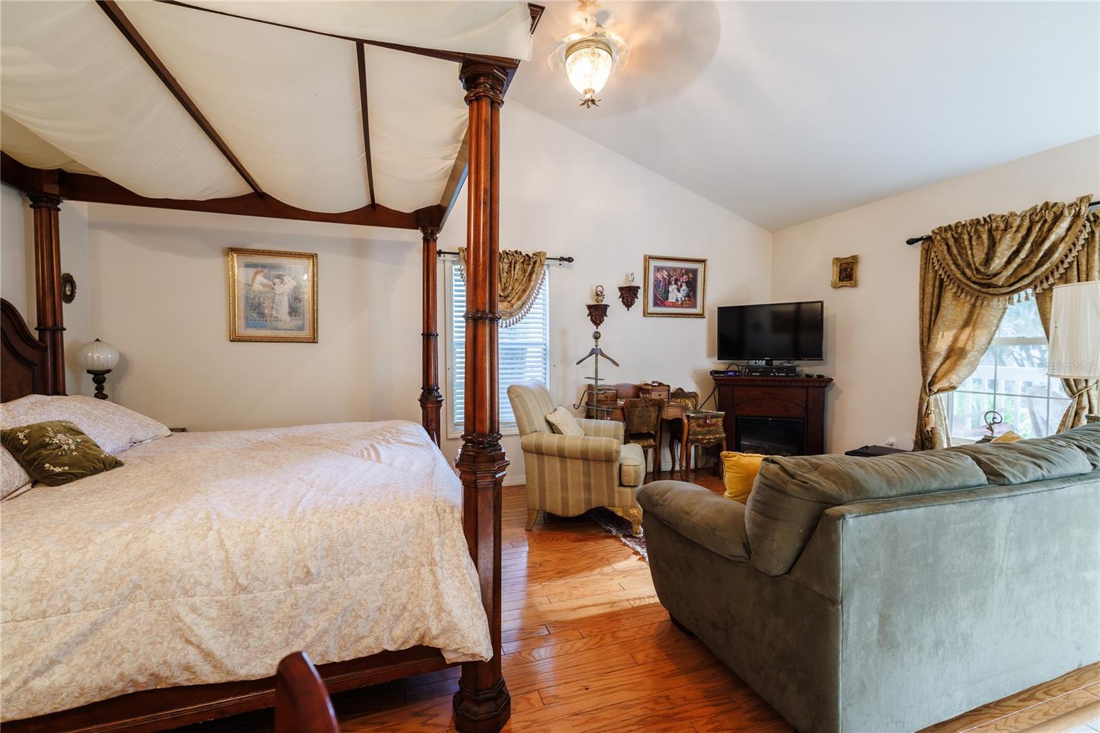 Image 70 of 100 For 215 French Avenue